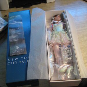 Tonner New York City Ballet Sugar Plum Fairy 16" NIB T6-NYDD-01